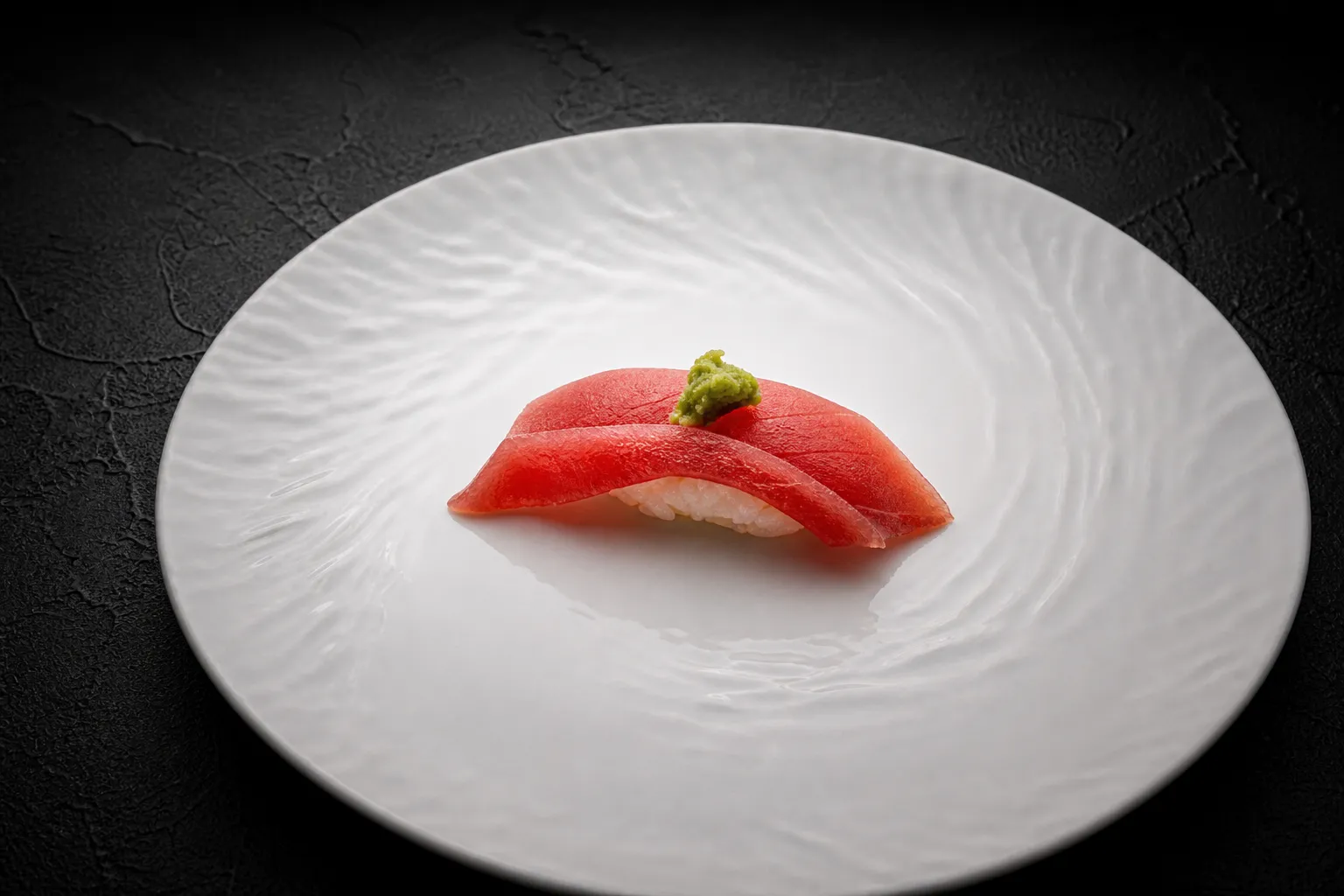 Assiette de spécialités japonaises dressée par le chef